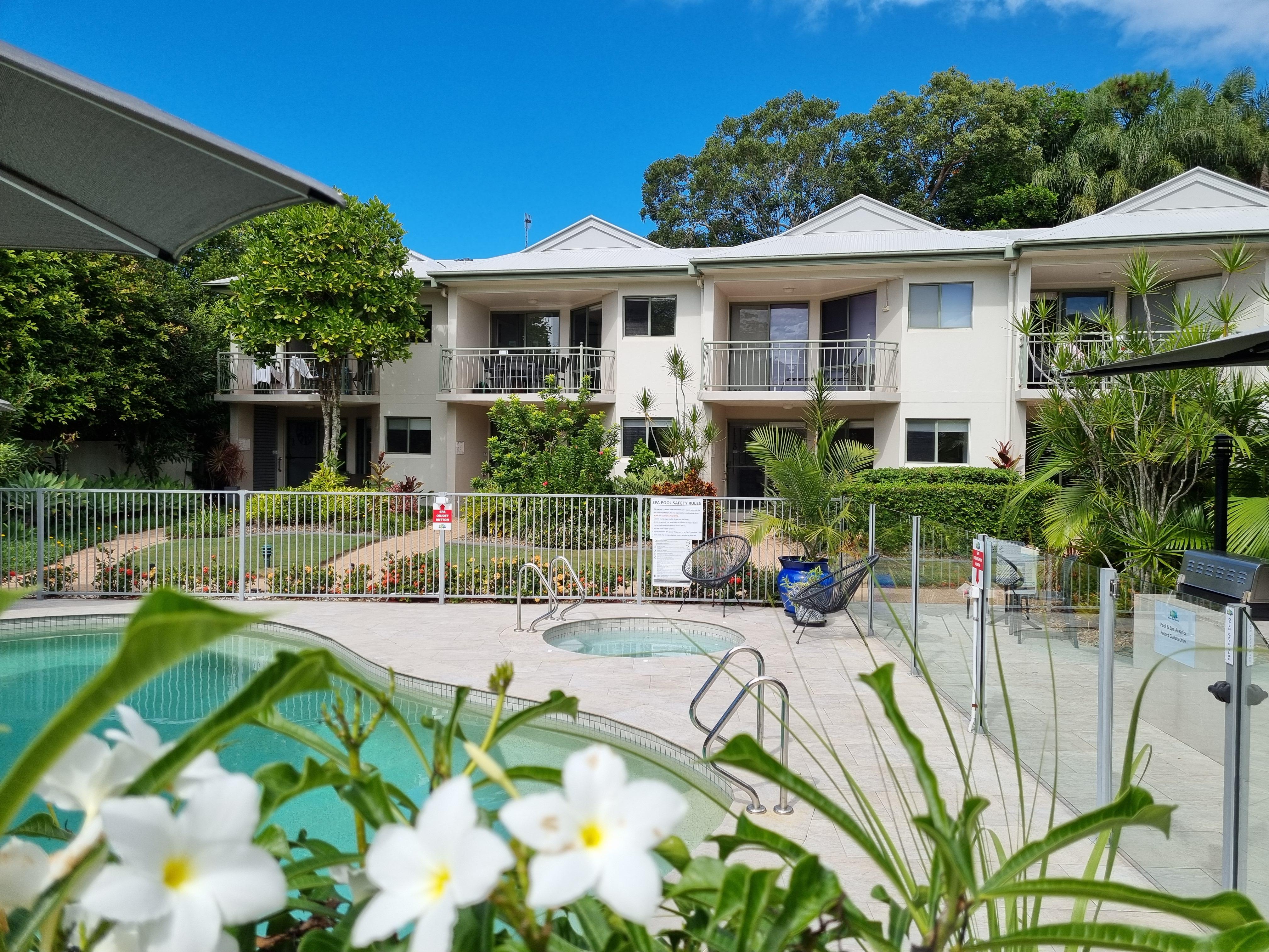 Noosa River Retreat Holiday Apartments Нусавілл Екстер'єр фото