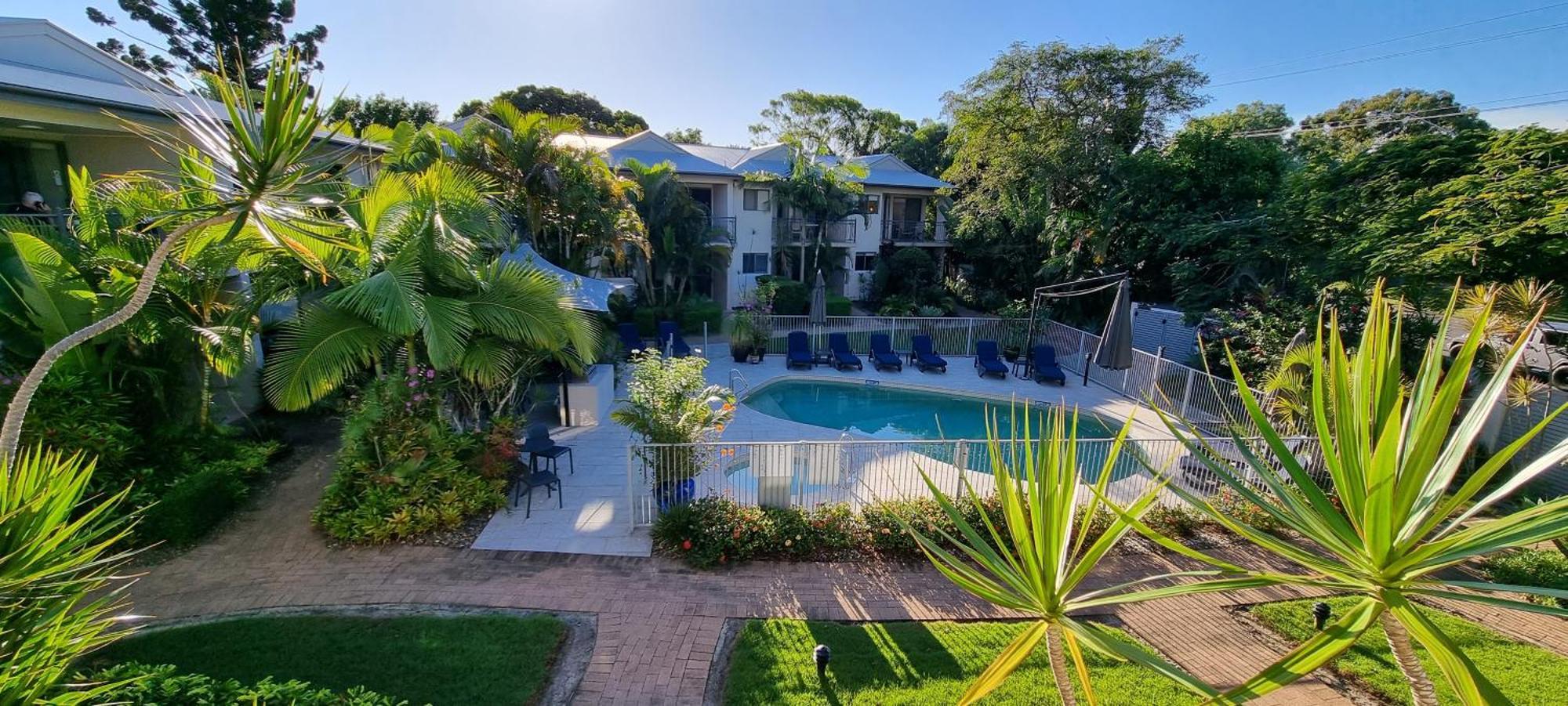 Noosa River Retreat Holiday Apartments Нусавілл Екстер'єр фото