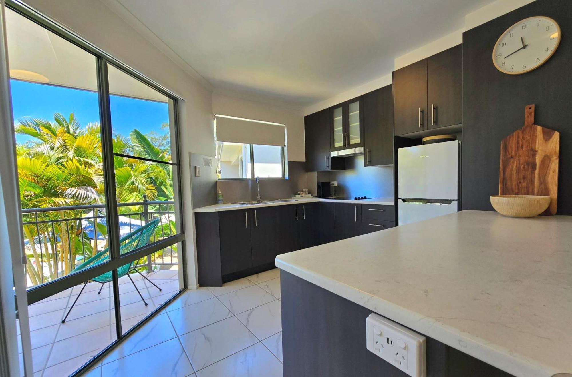 Noosa River Retreat Holiday Apartments Нусавілл Екстер'єр фото