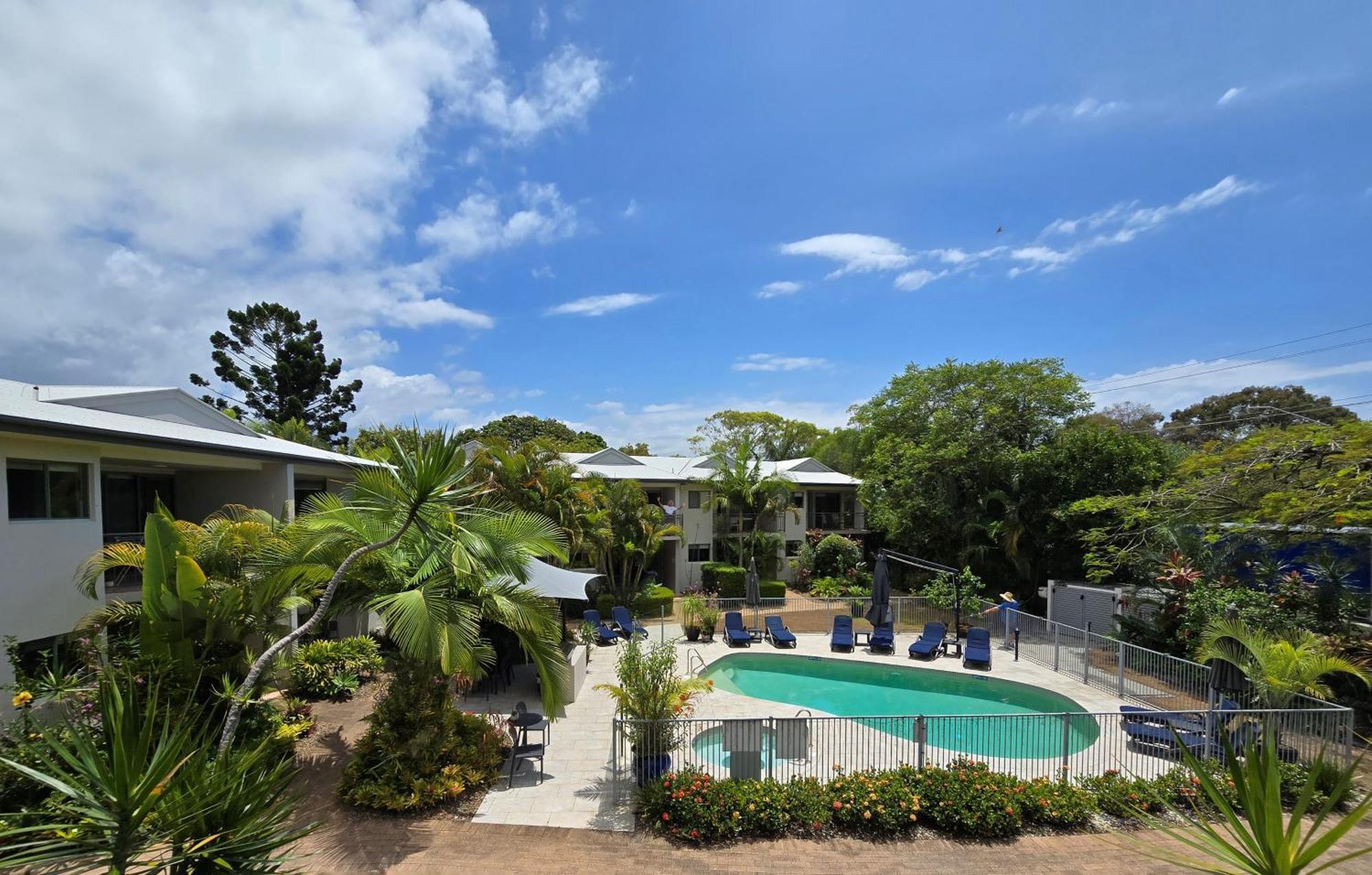 Noosa River Retreat Holiday Apartments Нусавілл Екстер'єр фото