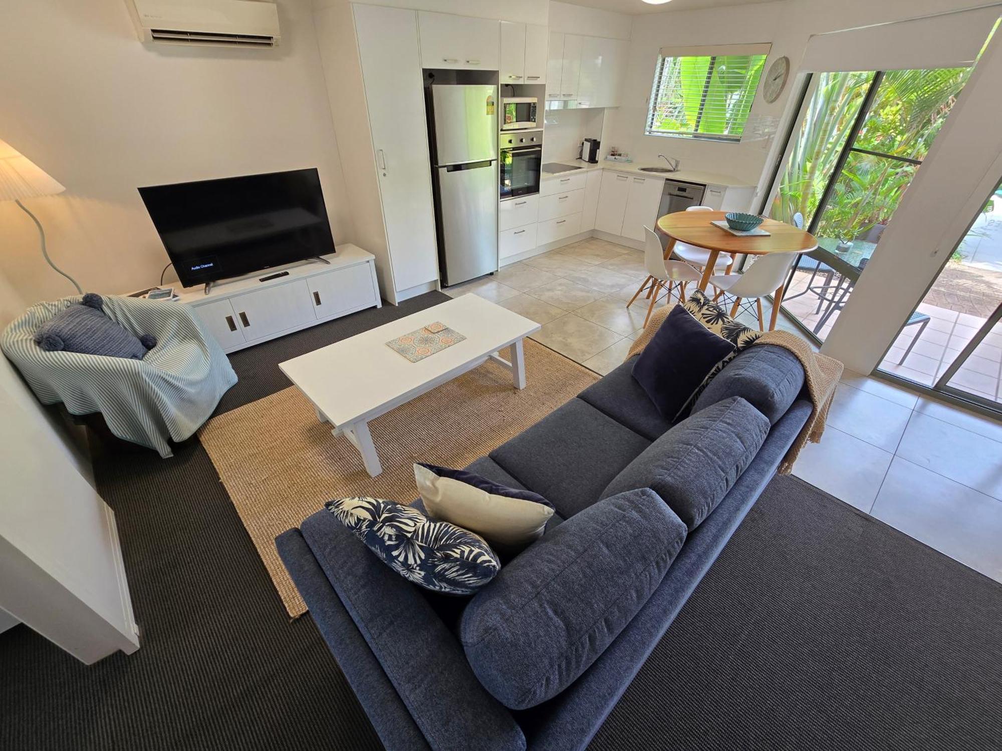 Noosa River Retreat Holiday Apartments Нусавілл Екстер'єр фото